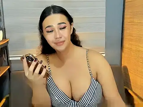 xxtastefullayeshaxx webcam