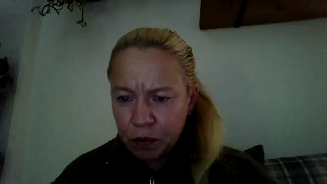 jennyblondeuk webcam