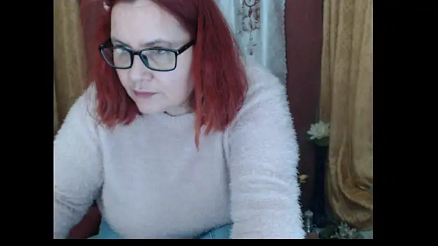 PlayfullMature webcam