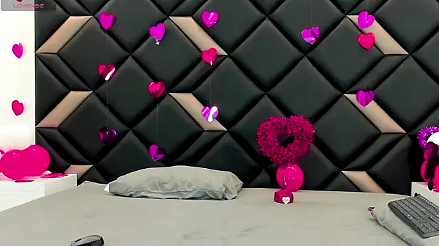 GeraldineSandoval webcam