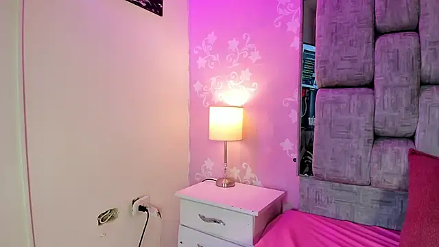 katysweetas - KatySweetas's free webcam - UK Sex Cams