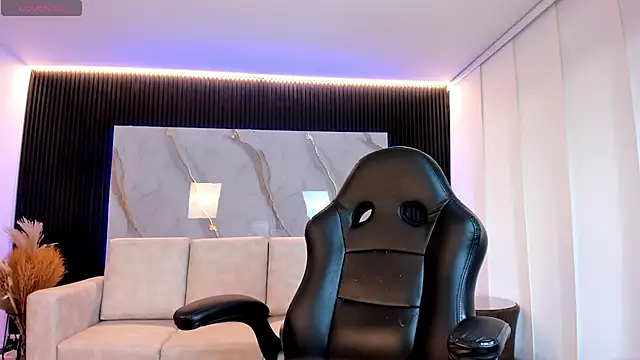 Alicee_Broownn webcam