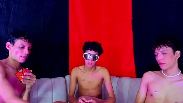Pleasure_boys_hot webcam
