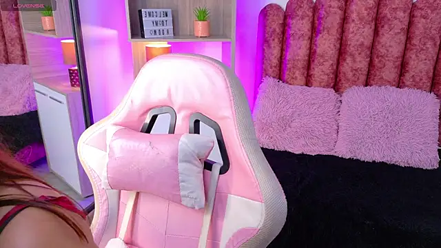 Valery_Jones1 webcam