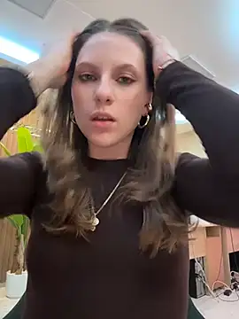 YourSweetArya webcam