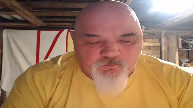 newfiesausage1972 (M mature) - last tipper 5mins of anal lovens