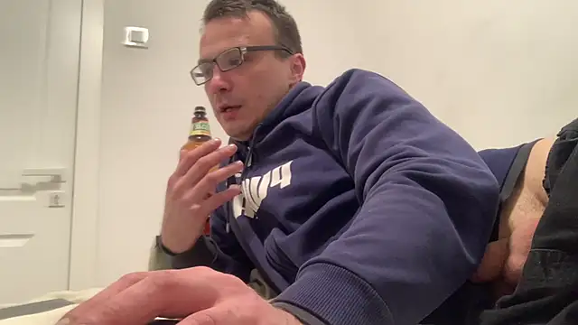 viktor1992-1-1 (Ask my age) - on the day off