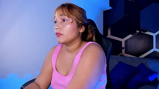 Charlote_Grey webcam