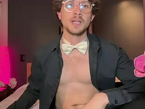 mcklister_kinky_feets webcam