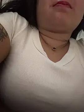 Pretty_Isadora webcam