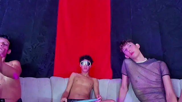 Pleasure_boys_hot webcam
