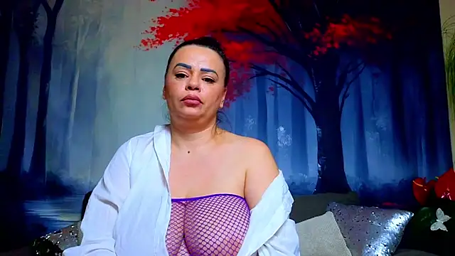 ElizabethEven webcam