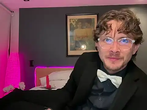 Preview of mcklister_kinky_feets