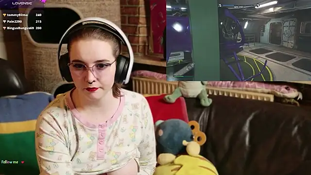 GamerGirl_Eve webcam