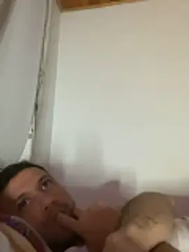 Michaell_Spinelly webcam