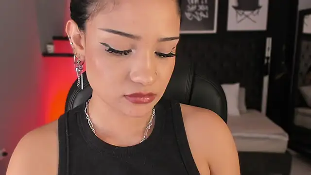 renee_shelby_ webcam