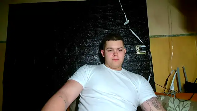 CuteButNaughty_ webcam