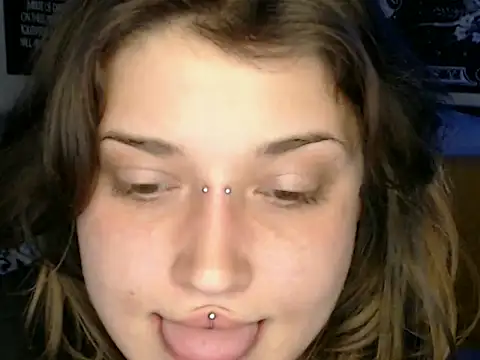 AlienforTwenty webcam