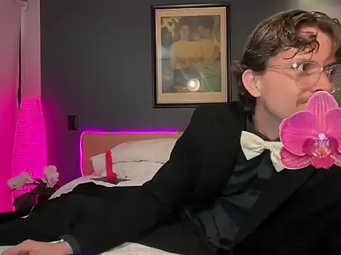 mcklister_kinky_feets webcam