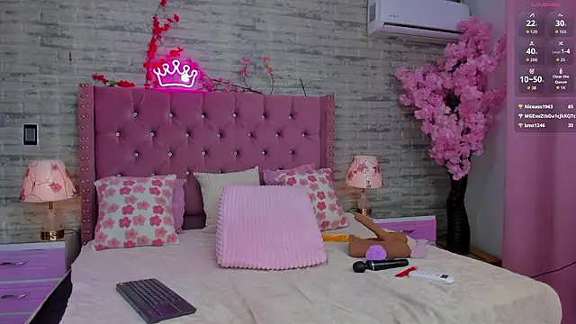 AshleyNelsonn webcam