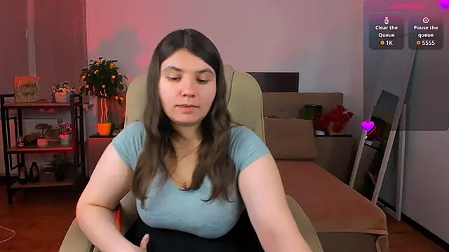 Viola__Shy webcam