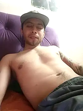 Mich_Stev9524 webcam