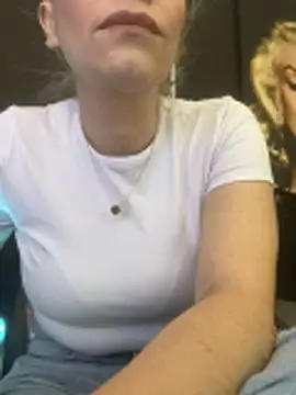 viktoria_davis_ webcam