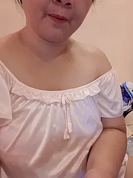 Yummykimkhae88 webcam