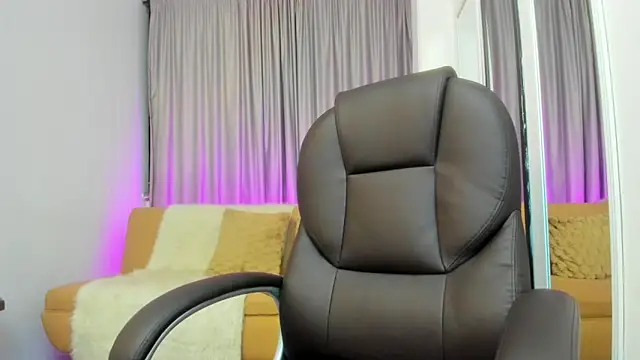 Cristal_Evanz webcam