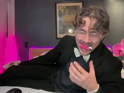 mcklister_kinky_feets webcam