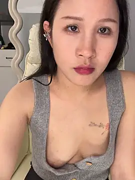 美女littlesluttycat在线直播
