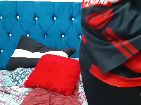 SexyDarkLadyXxx webcam