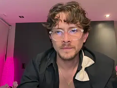 mcklister_kinky_feets webcam