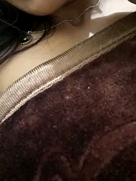 Webcam Model (Teri_lella)  is live.Free join now!