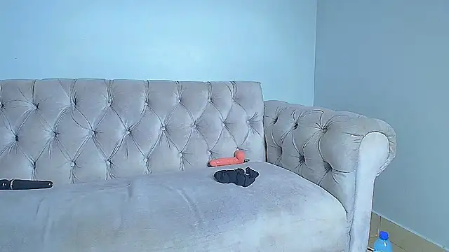 CreamyCumBucket webcam