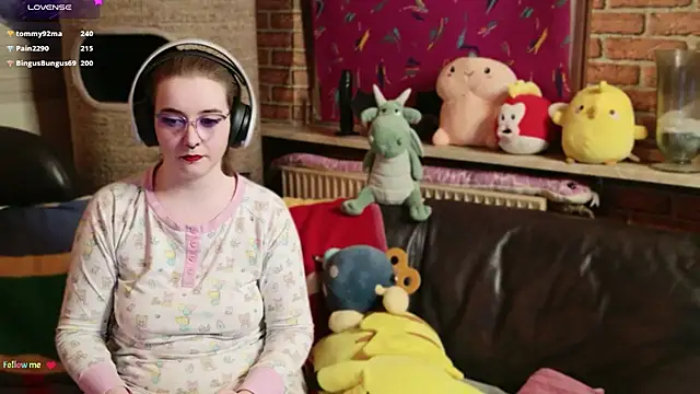 GamerGirl_Eve webcam