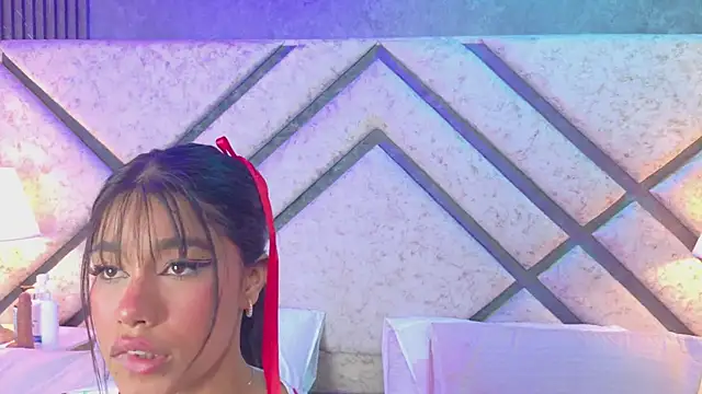 zafirarose - ZafiraRose's free webcam - UK Sex Cams