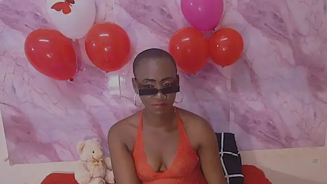 EbonyOlive69