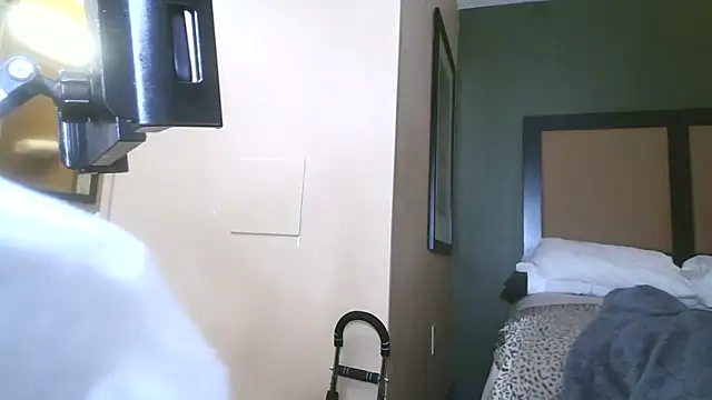 bobbiebone1@xh webcam