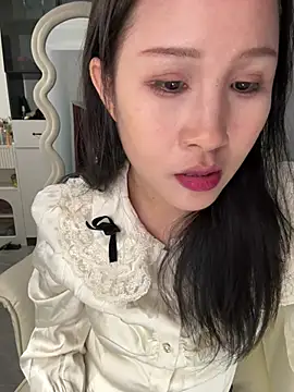 美女littlesluttycat在线直播