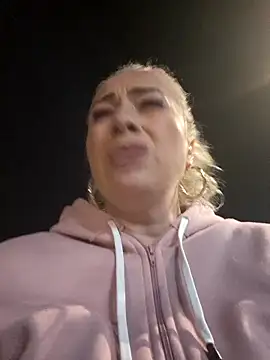 sofiacurvy_45 webcam