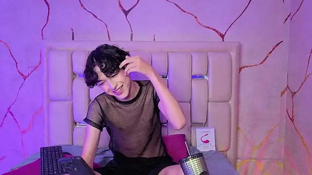 SthepanodiMonaco webcam