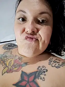 Divine_Pouvoir webcam