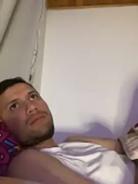 Michaell_Spinelly webcam