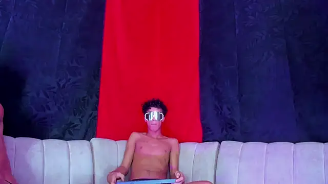 Pleasure_boys_hot webcam