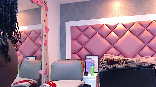 Thegreatonelady webcam