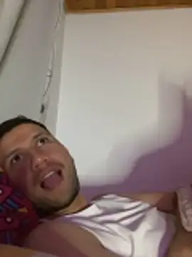 Michaell_Spinelly webcam