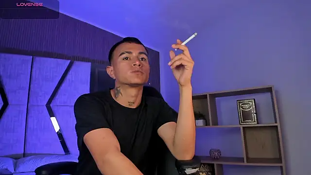 liamdeep - LiamDeep's free webcam - UK Sex Cams