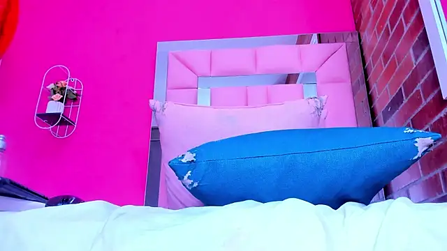 Baby_doll_XOXO webcam