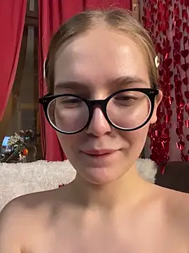 MyKittySayMeow webcam